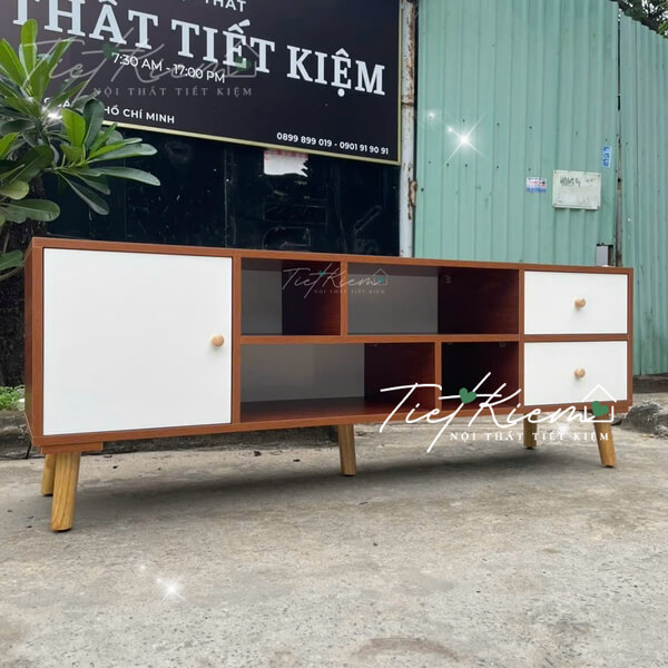 thi-cong-tu-bep-go-theo-phong-thuy-1