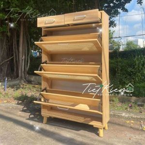 tu-bep-go-kieu-nhat-2