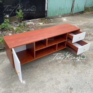 thi-cong-tu-bep-go-theo-phong-thuy-4